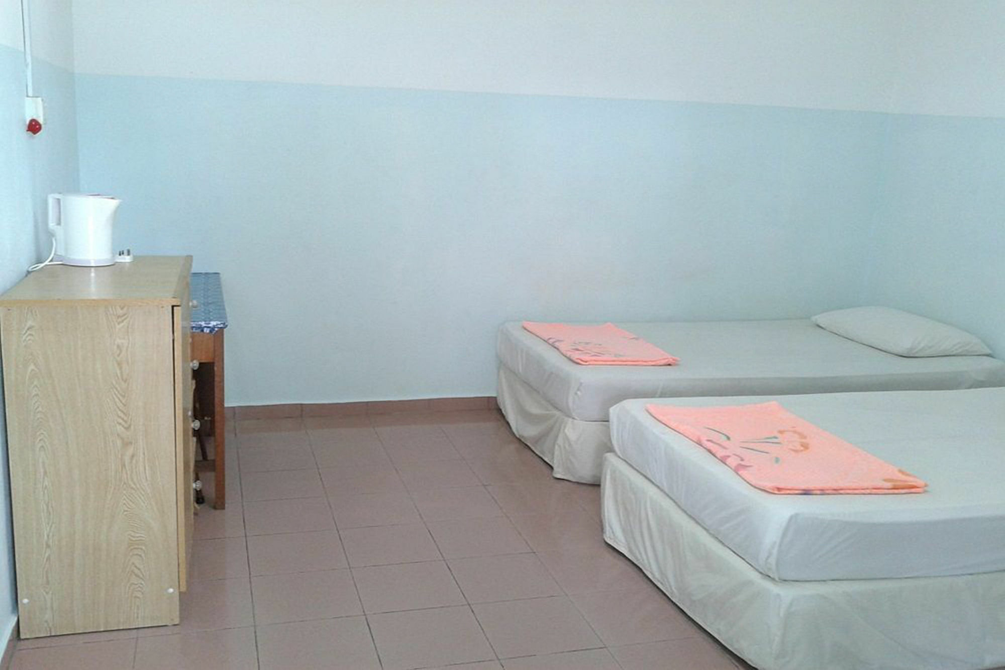Et Budget Guest House Batu Ferringhi Exterior photo